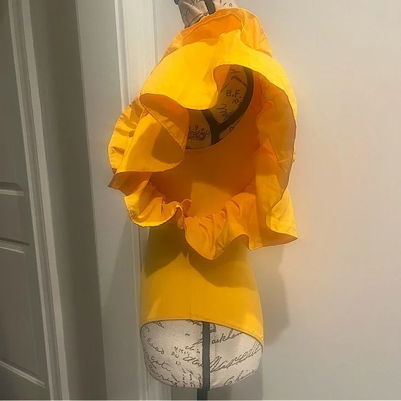 Zara Large Ruffle One Shoulder One Piece Swimsuit in Bright Yellow - Picture 8 of 15